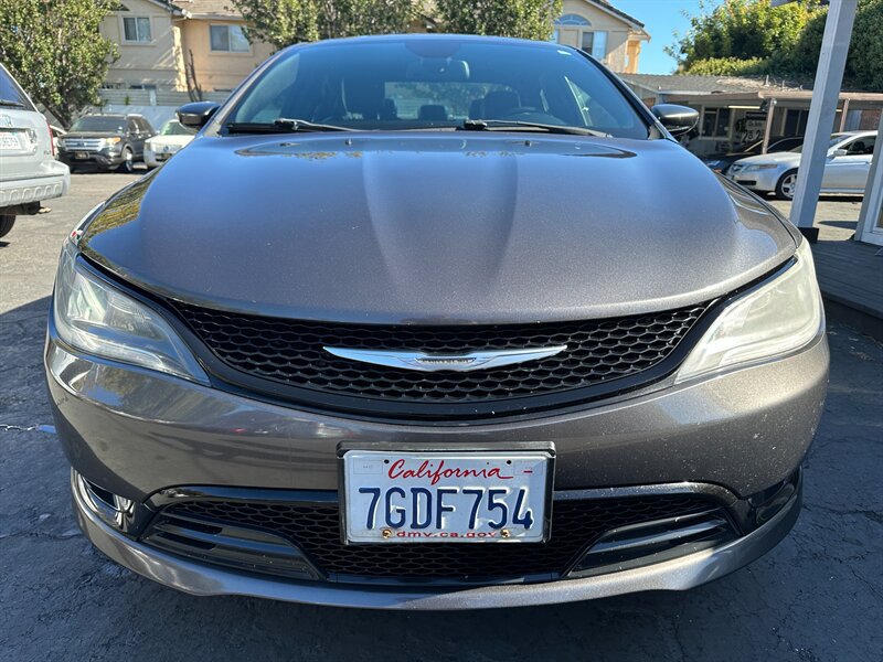 Used 2015 Chrysler 200 S w/ Navigation & Sound Group I FWD image 2