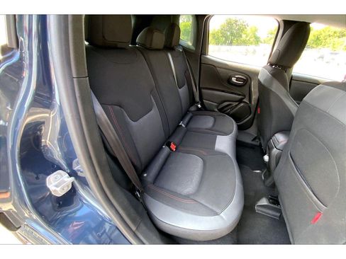 Used 2023 Jeep Renegade Trailhawk AWD/4WD image 25