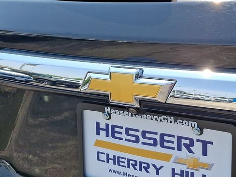 Certified 2023 Chevrolet Traverse LT FWD image 31