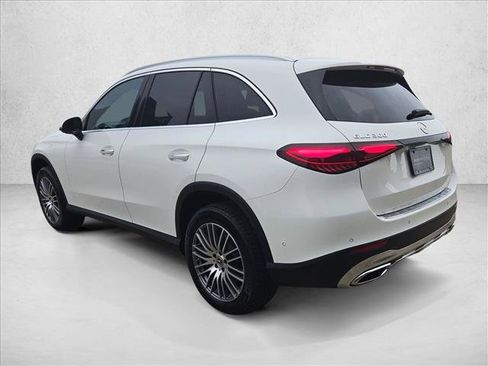 Certified 2026 Mercedes-Benz GLC 300 image 8