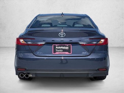 New 2026 Toyota Camry SE image 8