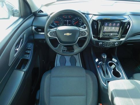 Used 2020 Chevrolet Traverse LS image 16