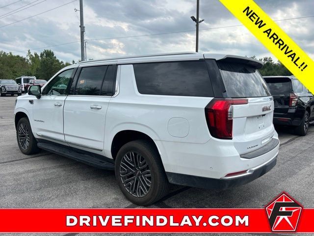Used 2025 GMC Yukon XL Elevation AWD/4WD image 11