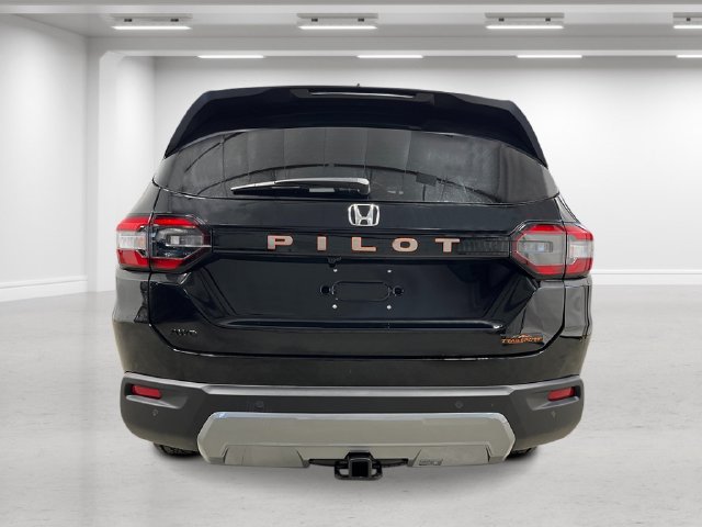 New 2026 Honda Pilot TrailSport image 4