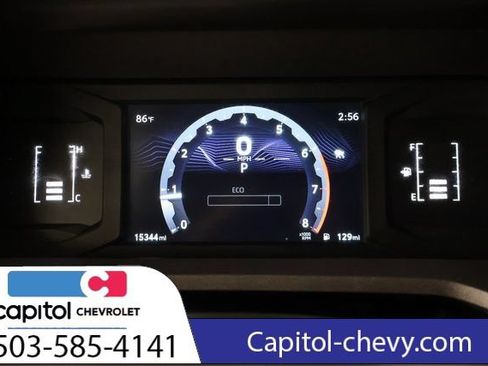 Used 2024 Toyota Tacoma SR5 AWD/4WD image 18