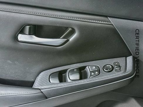 Certified 2024 Nissan Sentra SV w/ All-Weather Package FWD image 8