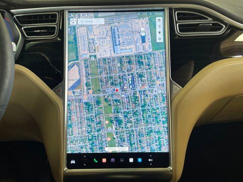 Used 2016 Tesla Model X 90D image 26