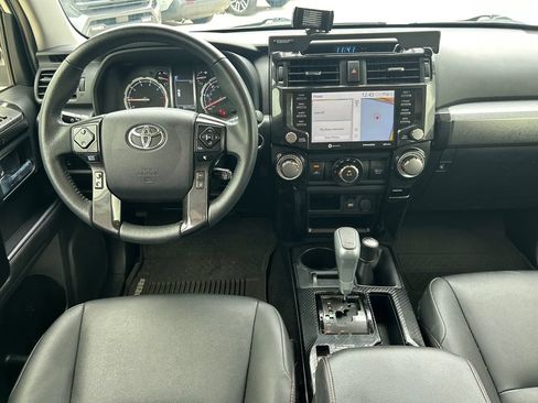 Certified 2021 Toyota 4Runner TRD Off-Road Premium w/ Moonroof Package AWD/4WD image 18