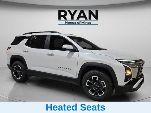 Used 2025 Chevrolet Equinox ACTIV w/ Safety and Technology Package image 13