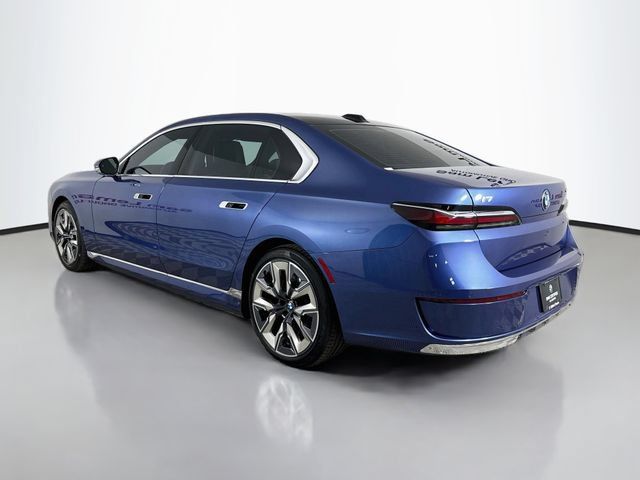 Certified 2023 BMW i7 xDrive60 w/ Executive Package 2 AWD/4WD image 5