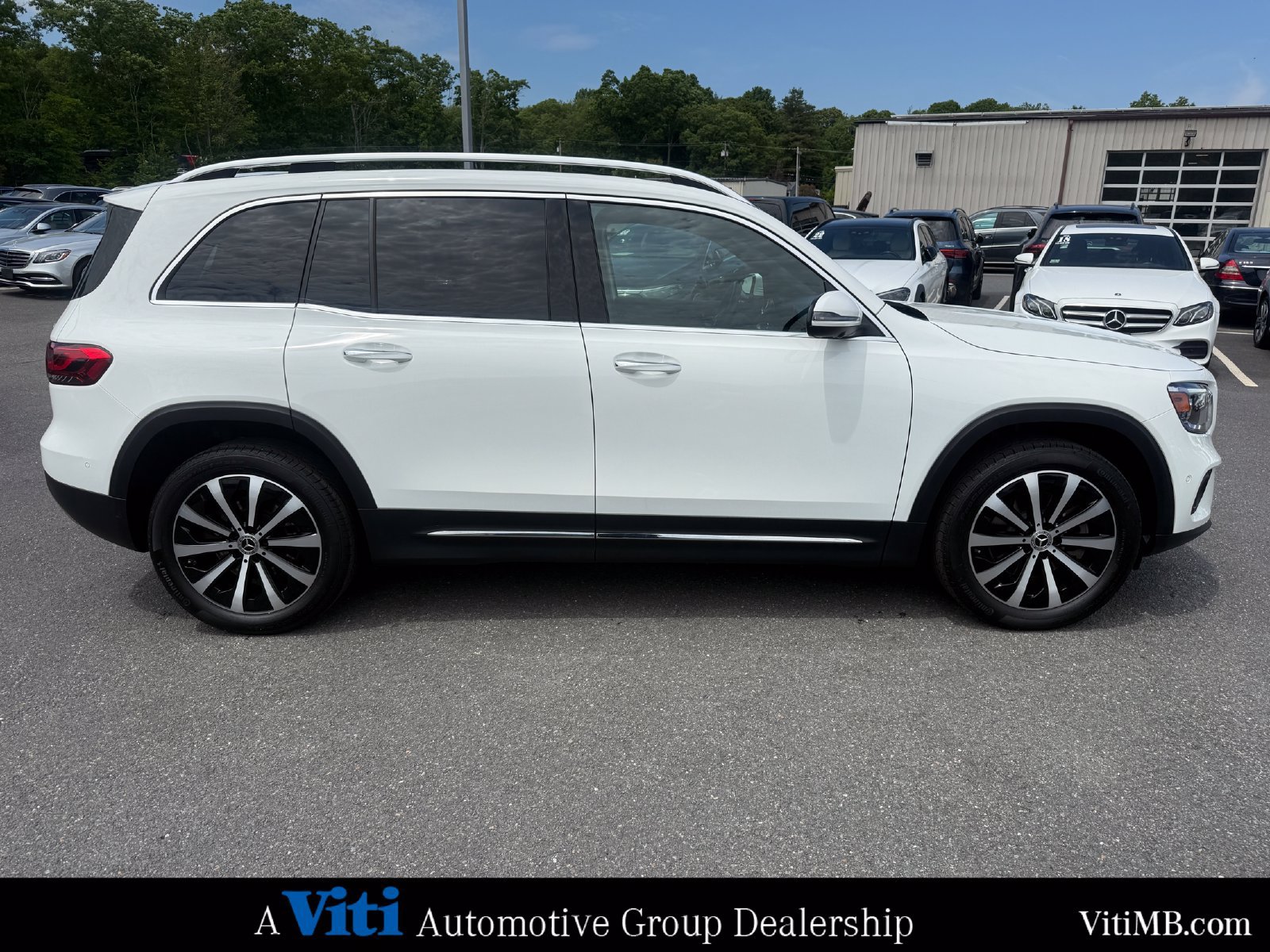 Certified 2023 Mercedes-Benz GLB 250 4MATIC image 9