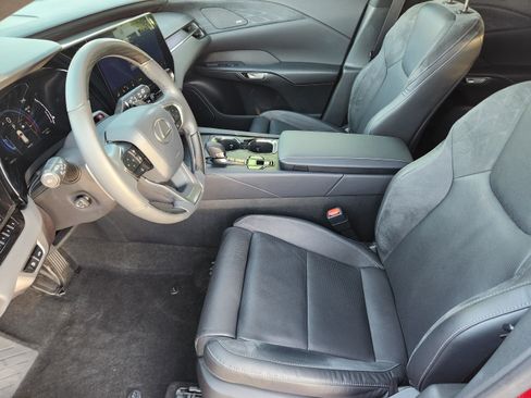 Certified 2023 Lexus RX 350 FWD w/ Cold Area Package image 5
