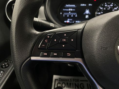 Used 2021 Nissan Kicks SV FWD image 15