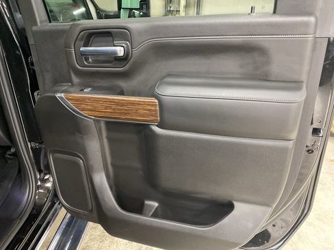 Used 2023 Chevrolet Silverado 3500 High Country w/ Z71 Off-Road Package image 14