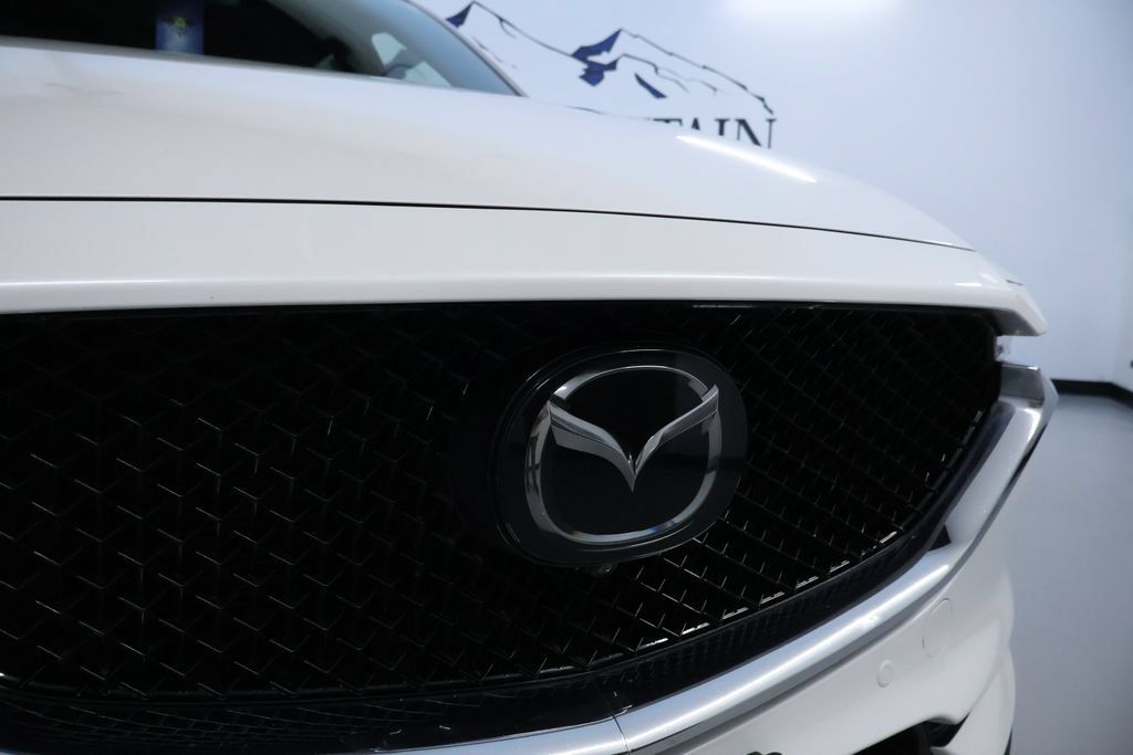 Used 2020 MAZDA CX-5 Signature AWD/4WD image 9