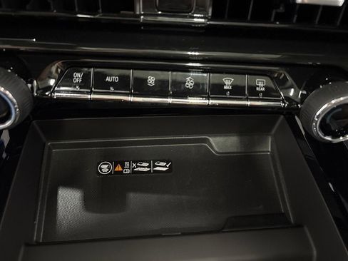 New 2026 Chevrolet Tahoe High Country w/ Sun And Tow Package AWD/4WD image 20