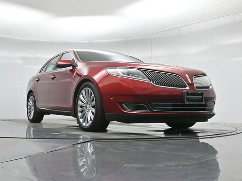 Used 2013 Lincoln MKS AWD image 45