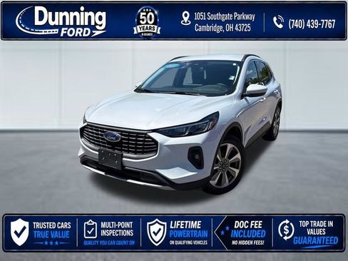 Used 2025 Ford Escape Platinum AWD/4WD image 1
