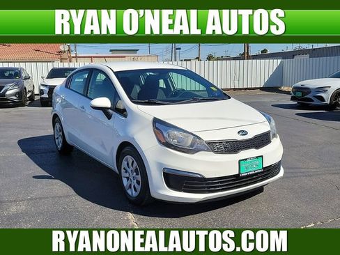 Used 2017 Kia Rio LX image 1