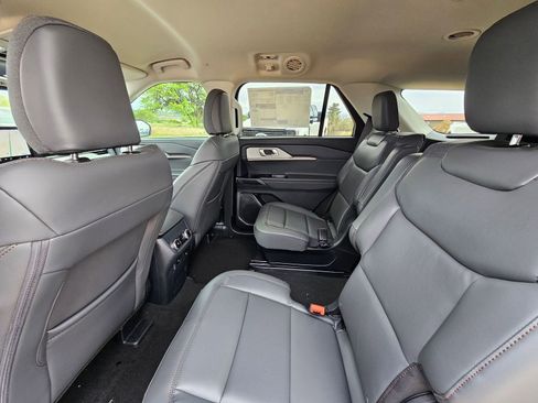 New 2026 Ford Explorer Active w/ Active Comfort Package AWD/4WD image 26