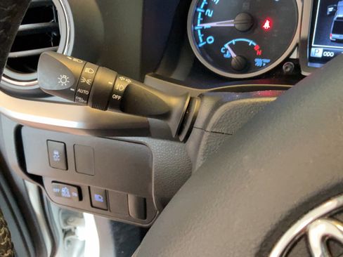 Used 2023 Toyota Tacoma SR5 w/ SX Package AWD/4WD image 15
