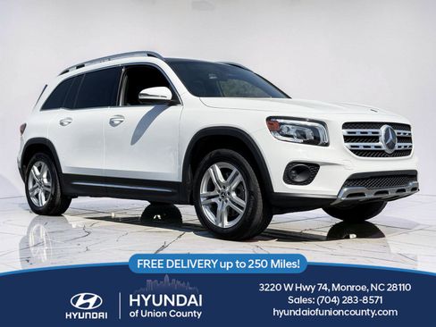 Used 2021 Mercedes-Benz GLB 250 4MATIC image 1