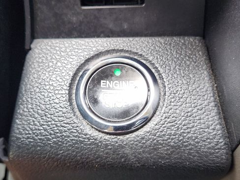 Used 2019 Ford F150 Lariat AWD/4WD image 22
