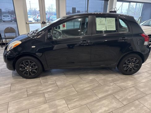 Used 2011 Toyota Yaris Base 4dr Hatchback 4A w/ PWR Pkg w/Steel Wheels image 3