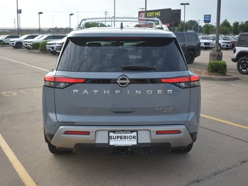 Used 2022 Nissan Pathfinder Platinum w/ Lighting Package (N93) AWD/4WD image 6