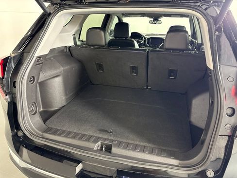 Used 2023 GMC Terrain SLT w/ LPO, Floor Liner Package AWD/4WD image 18