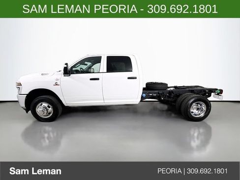 New 2026 RAM 3500 Tradesman w/ Chrome Appearance Group A AWD/4WD image 4