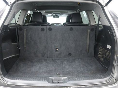 Used 2017 Toyota Highlander Limited image 35