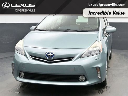 Used 2014 Toyota Prius V Five image 3