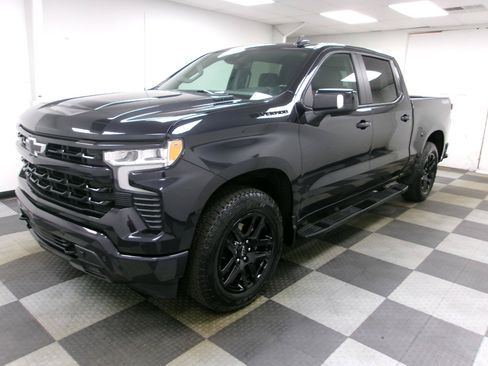 Used 2024 Chevrolet Silverado 1500 RST w/ Convenience Package II AWD/4WD image 1