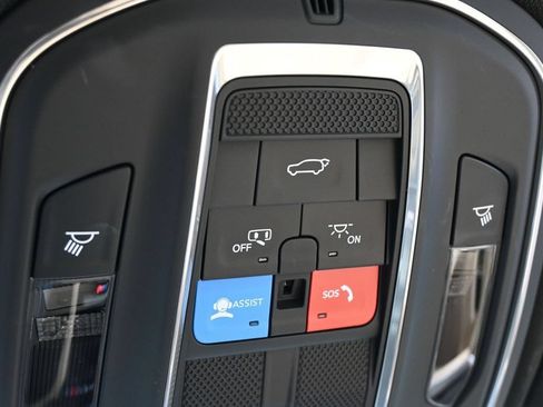 Used 2026 Jeep Grand Cherokee Limited RWD image 25