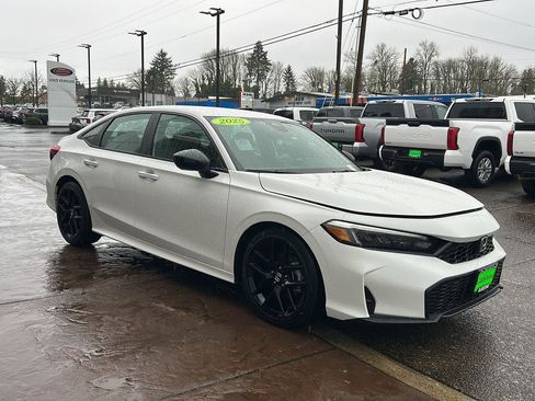 Used 2025 Honda Civic Sport image 7