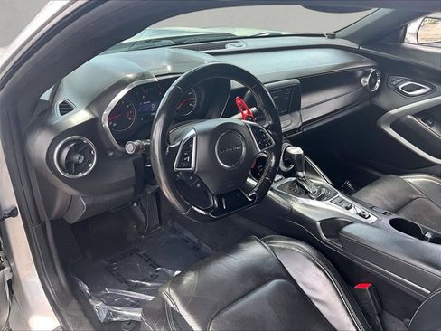 Used 2019 Chevrolet Camaro LT RWD image 14