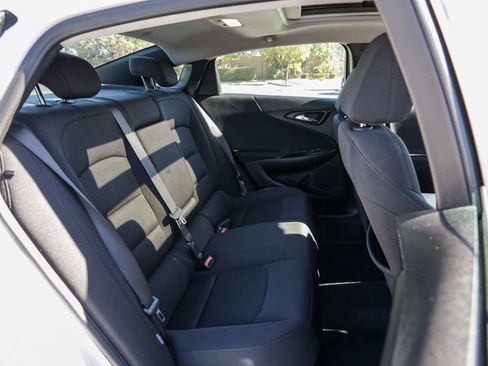 Used 2023 Chevrolet Malibu LT FWD image 21