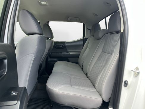Used 2021 Toyota Tacoma SR w/ SR Convenience Package RWD image 16