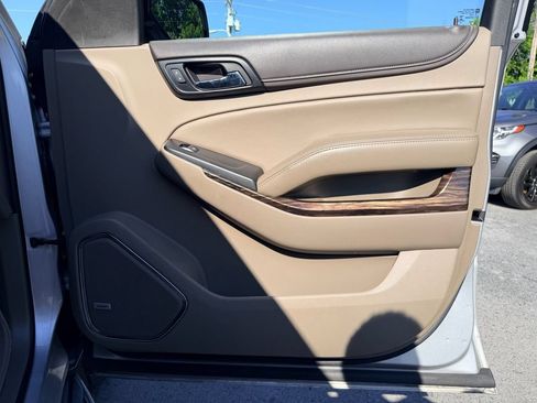 Used 2018 GMC Yukon XL SLT RWD image 25
