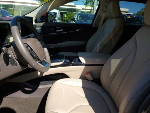 Certified 2022 Lincoln Nautilus FWD w/ Premium Package image 20