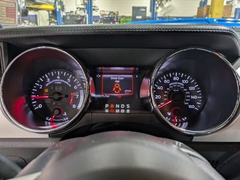 Used 2017 Ford Mustang Premium image 21