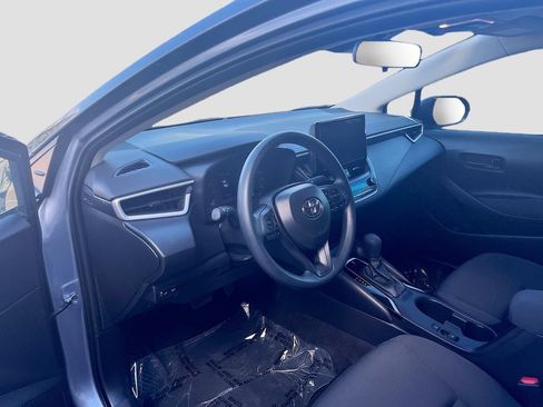Used 2025 Toyota Corolla LE FWD image 9