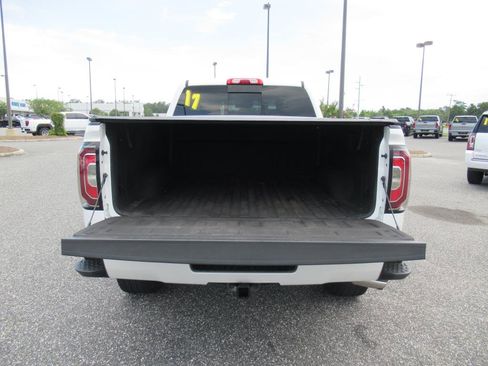 Used 2017 GMC Sierra 1500 Denali image 6