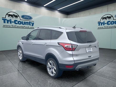 Used 2018 Ford Escape Titanium w/ Ford Safe & Smart Package image 5
