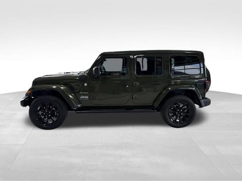 Used 2023 Jeep Wrangler Unlimited Sahara w/ Cold Weather Group AWD/4WD image 2