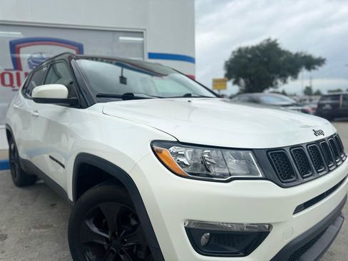Used 2018 Jeep Compass Latitude w/ Popular Equipment Group AWD/4WD image 17