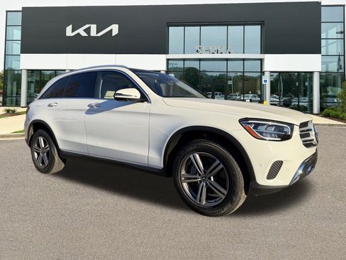Used 2022 Mercedes-Benz GLC 300 image 1