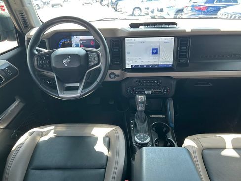 Used 2022 Ford Bronco Wildtrak AWD/4WD image 18