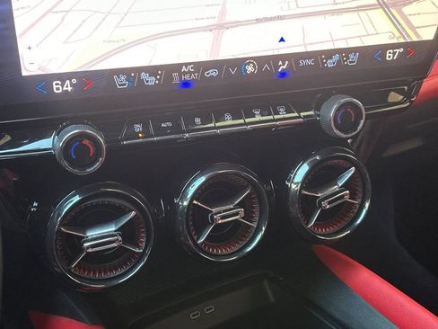 Used 2024 Chevrolet Blazer EV RS AWD/4WD image 29